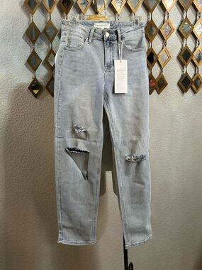 NWT Emily Risen Jeans